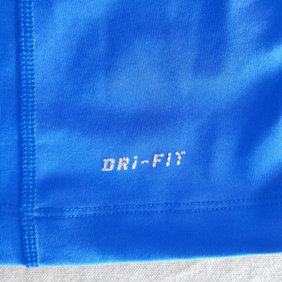 Nike Dri-Fit sports wear power back top women's size 1X blue, in-built bra - Picture 9 of 11